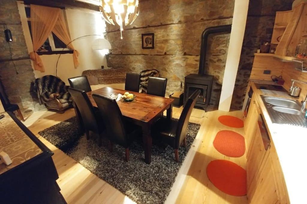Eskiz - Our Stone Home Csepelare Kültér fotó
